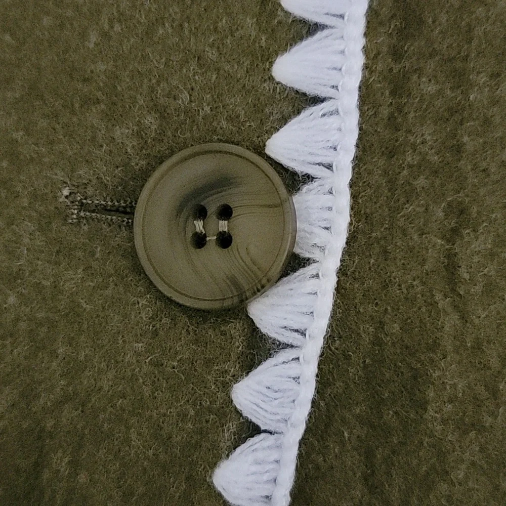 Olive Green Coat and Scarf Set with White Trim Size Small - Picture 13 of 14
